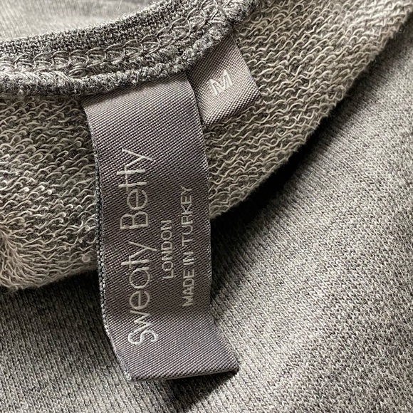 Sweaty Betty Simhasana Grey Slogan Sweatshirt Workout Top, Size Medium - Picture 10 of 13